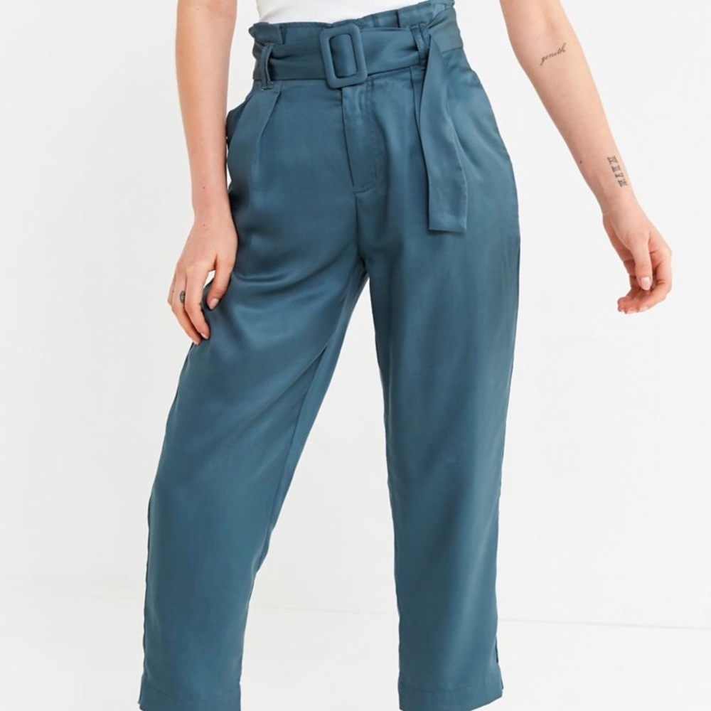 UO Peony Paperbag Pleated Pants